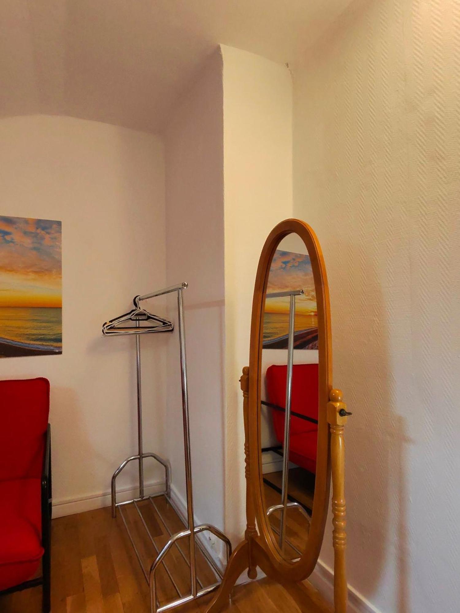 Jolie Privee Centre-ville Hostel