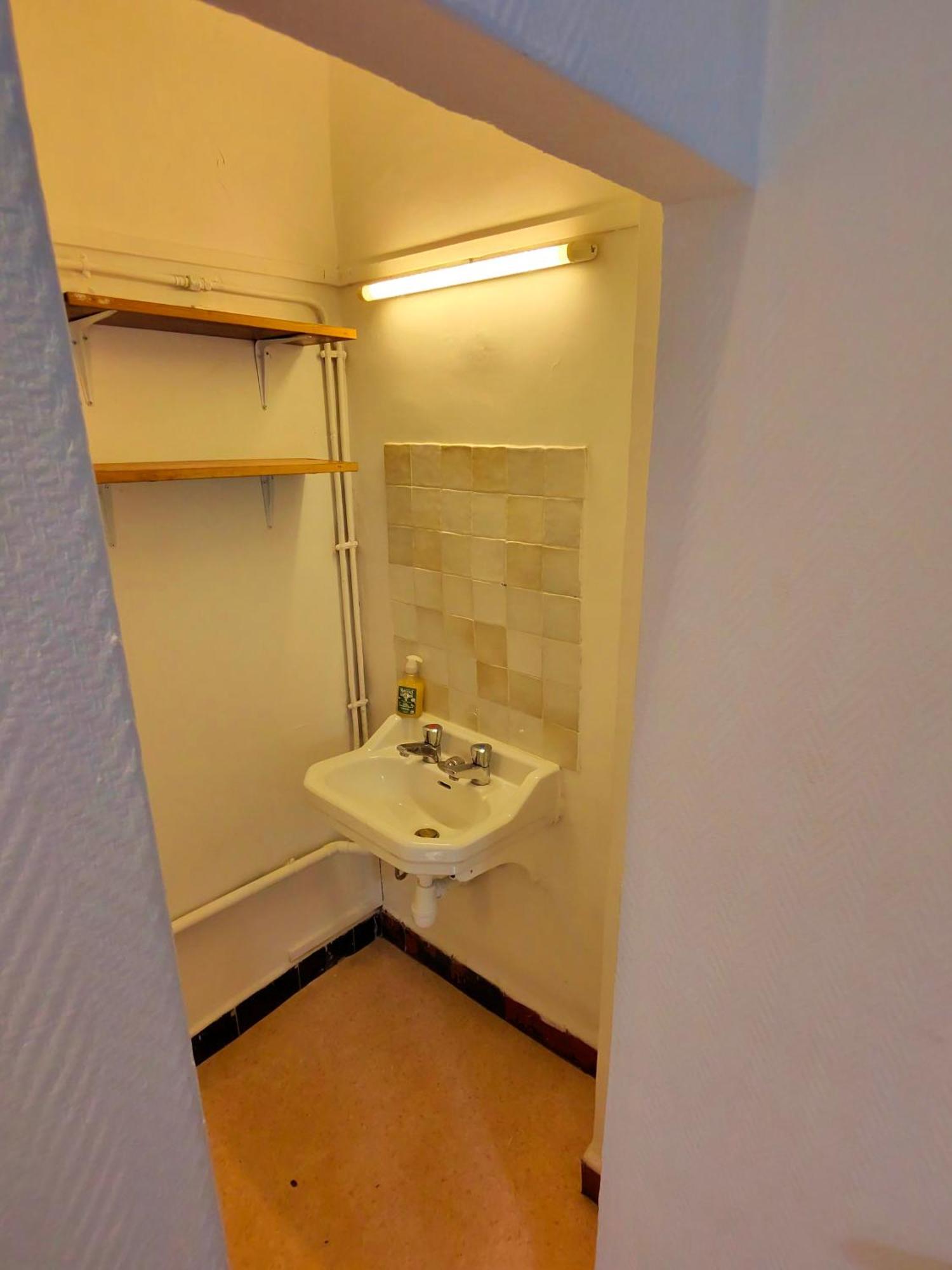 Hostel Jolie Privee Centre-ville *